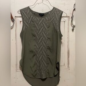 Banana Republic Green Sleeveless Blouse (NWOT)